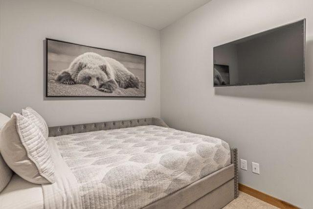Spring Creek Condo By Canadian Rockies Vacation Rentals Canmore Exterior foto